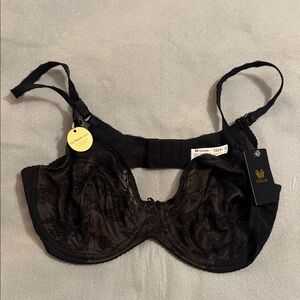 Wacoal Elegant Black Lace Bra